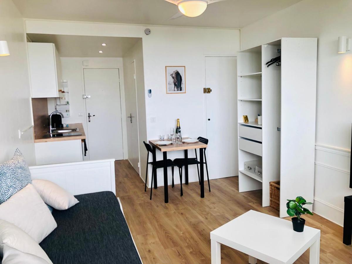 Superbe Appartement Front De Mer Villeneuve-Loubet Εξωτερικό φωτογραφία